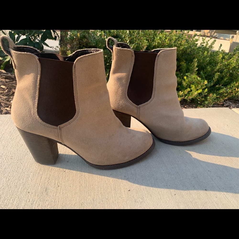 Steve Madden Booties Size 8